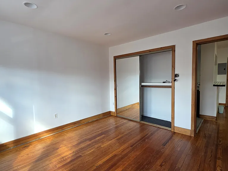 218 Seaview Ave #2F — Photo 19