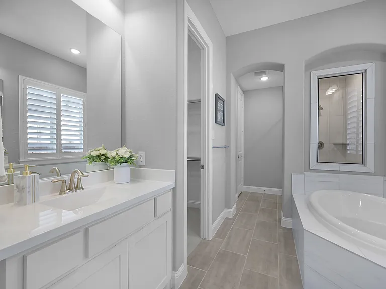 731 Drummond Dr — Photo 19