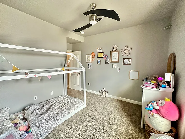 1077 El Nido Dr — Photo 7