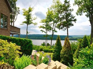 301 S Horse Shoe Bend Blvd, Leavenworth, IN 47137
