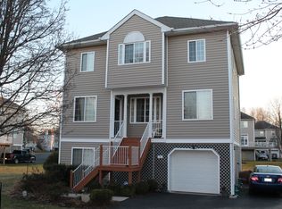 7 Mariners Walk Way, Baltimore, MD 21220