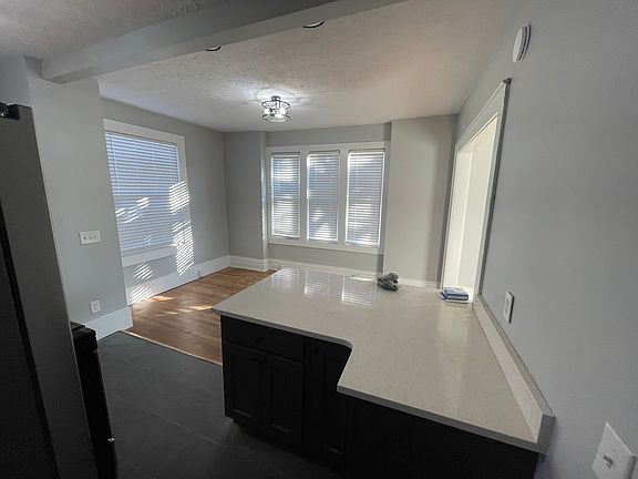 5th image of 336-348 14th Ave