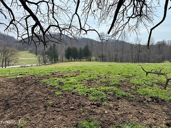 4th image of 1 Old Snapps Ferry Rd