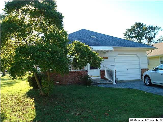 1st image of 2220 Mount Carmel Blvd
