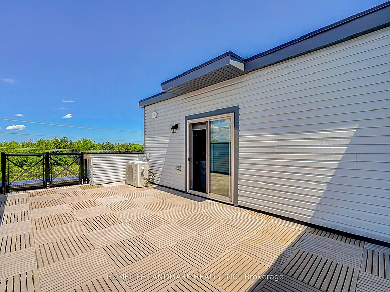 10 Westmeath Ln N #2213 — Photo 41