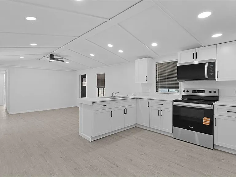 33514 Luana Ct — Photo 13