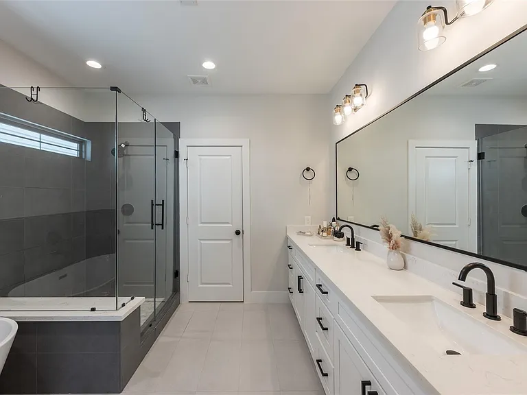 5306 Creekmont Timbers Trl — Photo 26
