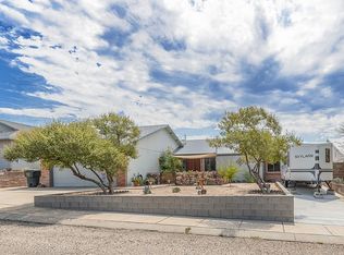 10158 E Sky Castle Way, Tucson, AZ 85730