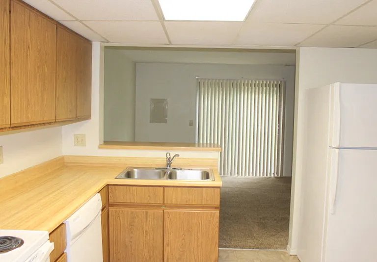 2524 Spring Valley Rd — Photo 6