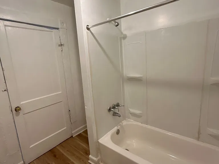 1114 Lafayette Blvd NW — Photo 20