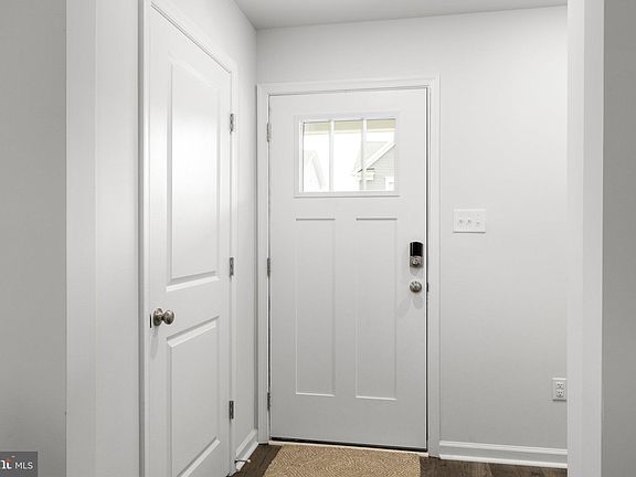 4th image of 7128 John Marshall Mews