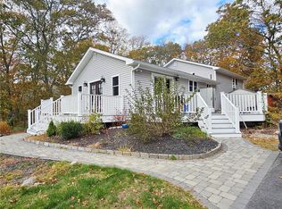 10 Laurel Rd, Charlestown, RI 02813