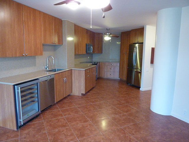 Remodled Kithcen With Numerous Updrages