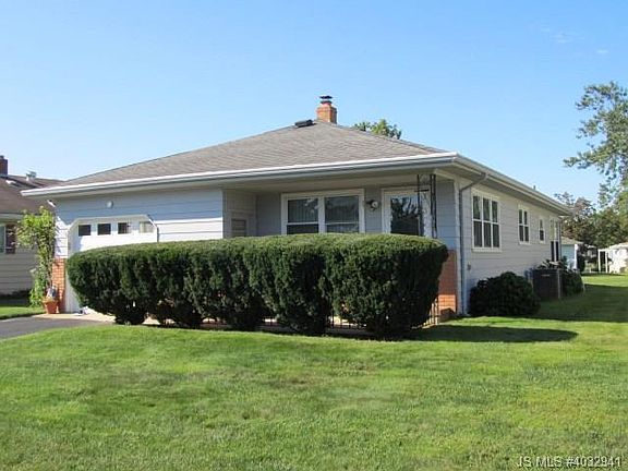 2nd image of 235 Harrington Dr N
