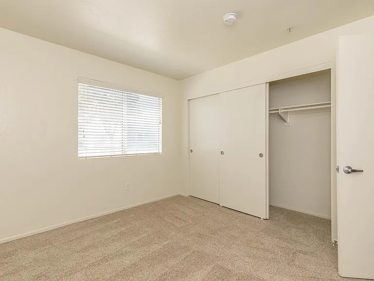 Cambridge Village Apartments — Photo 44