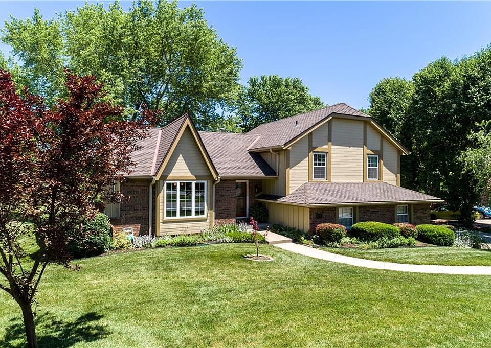 118 NW Lakewood Blvd, Lees Summit, MO 64064 Zillow