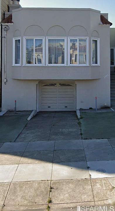 1st image of 2345 27th Ave