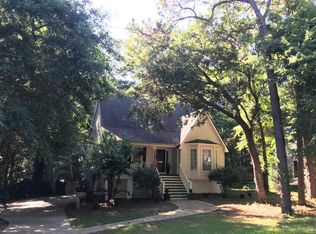 585 Bon Secour St, Fairhope, AL 36532