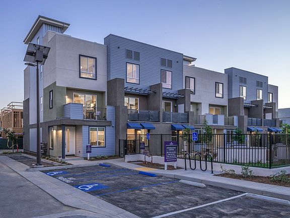 5th image of 9046 Garvey Ave Unit 25