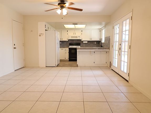 5th image of 112 Rawhide Ln