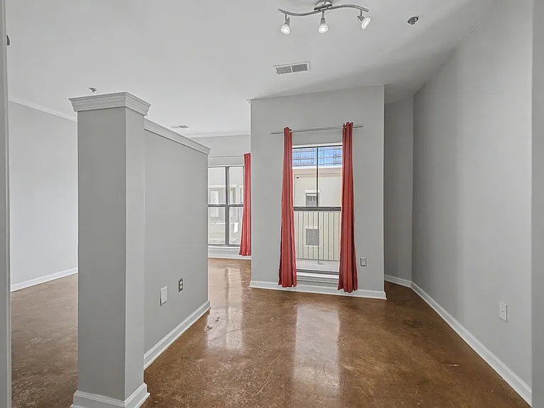 1803 Broadway — Photo 21