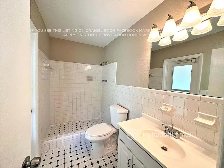 1324 W Hartley Cir — Photo 16