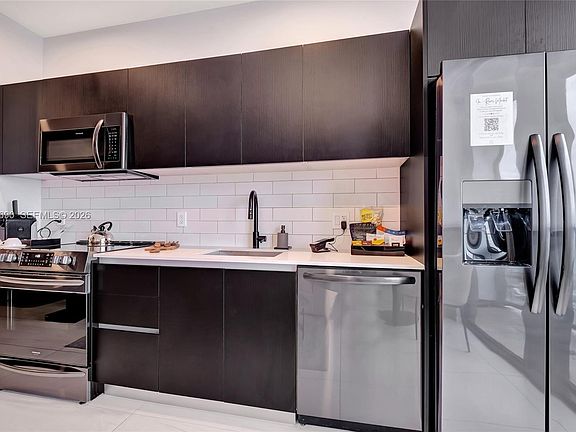 5th image of 398 NE 5th St #1407