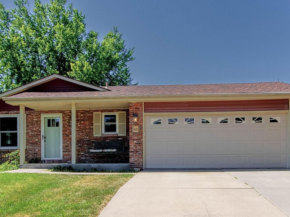 1st image of 421 Pioneer Ct