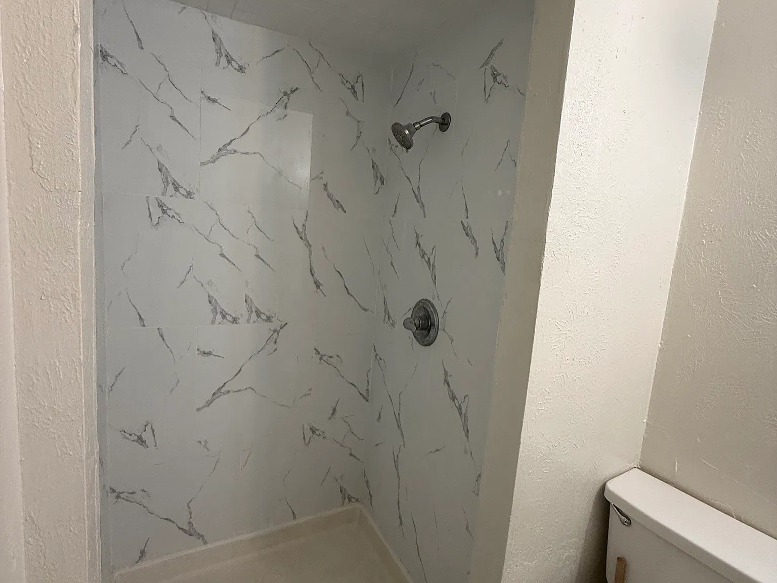 5 bed, 1950 sqft, $2,400 — Photo 4