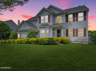 22 Ernest Dr, Lanoka Harbor, NJ 08734