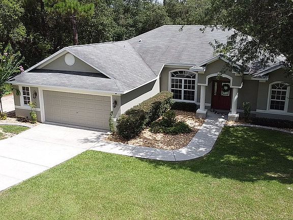 3rd image of 883 W Bancroft Dr