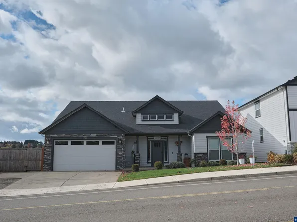 1793 Titan Dr NW, Salem, OR 97304