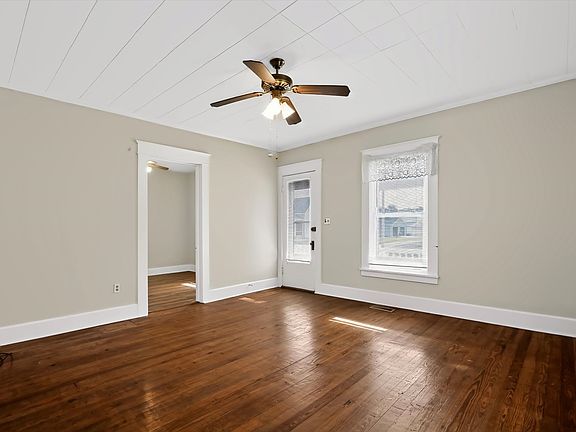 4th image of 1730 Cottage Ave