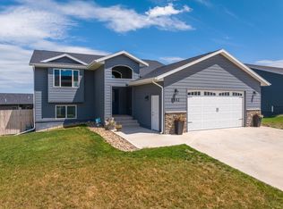 1582 Addison Ave, Rapid City, SD 57701