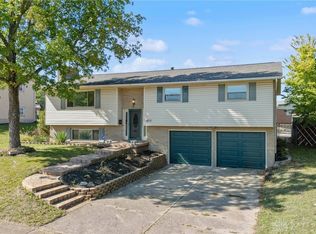 811 Moon Ct, Miamisburg, OH 45342