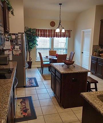 5th image of 1560 Stetson Dr