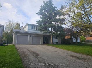 10 Kings Inn Trl, Markham, ON L3T 1T7