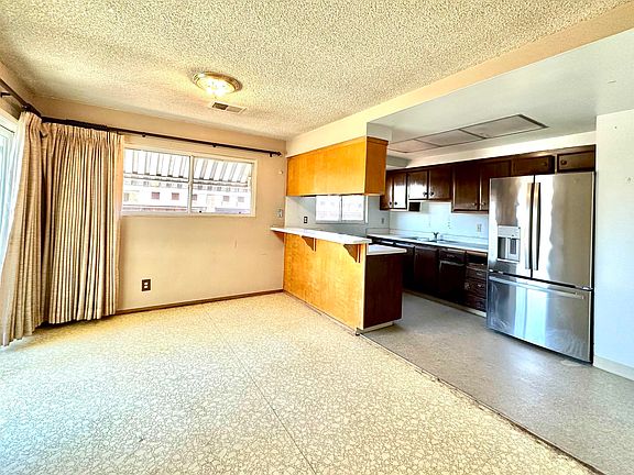 3rd image of 4269 Ribera St