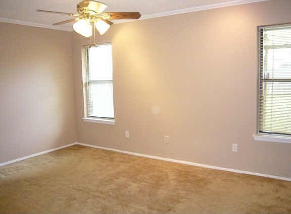 5th image of 1834 Juniper Ln