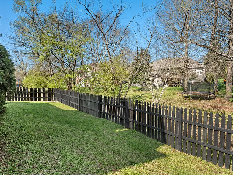3030 Liverpool Dr — Photo 18