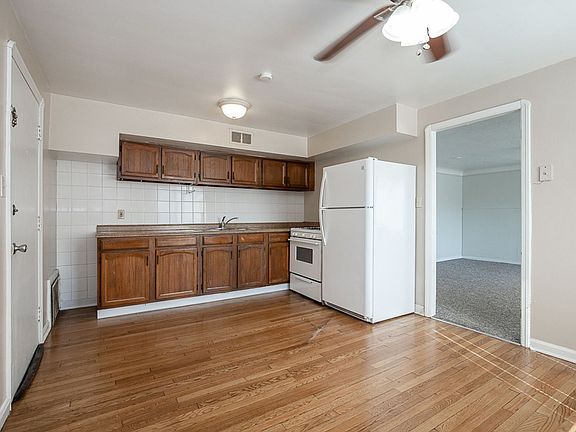 2nd image of 4352 W 222nd St APT 2