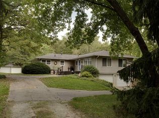 1685 212th St, Waverly, IA 50677