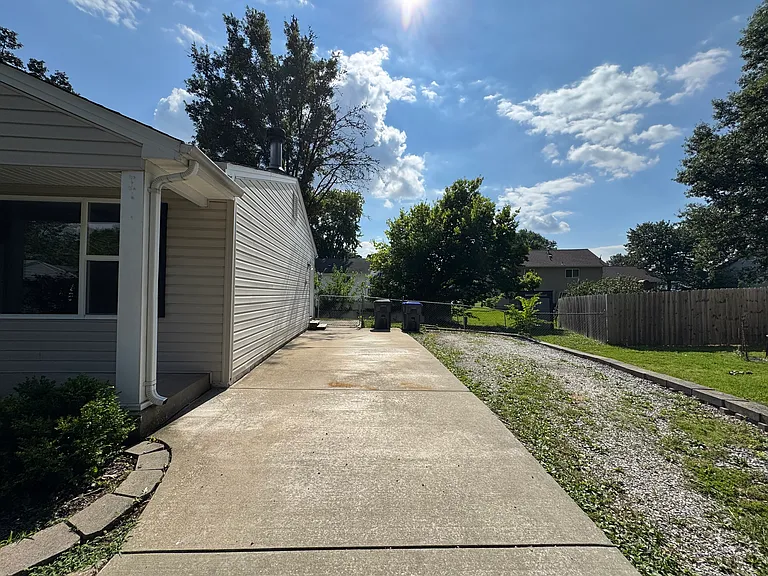 605 Big Timber Ln — Photo 42