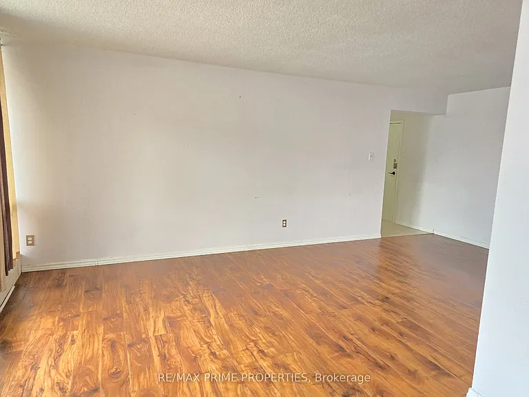 10 Sunrise Ave #214 — Photo 8