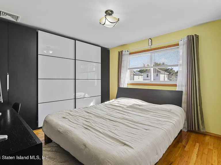 40 Devens St #1&2 — Photo 18