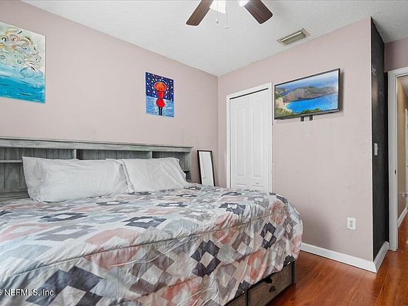 5th image of 12161 ALEXANDRA Drive