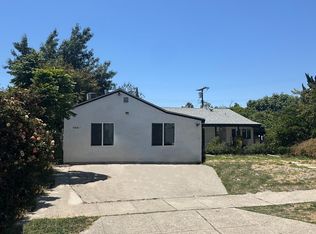17830 1/2 Elkwood St, Reseda, CA 91335