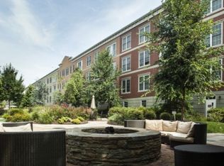 650 Jackson St, Hoboken, NJ 07030