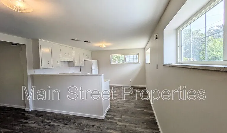 2117 Pullman Cir — Photo 21