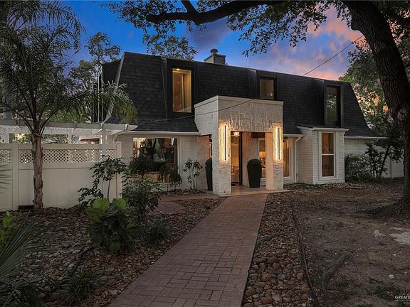 2nd image of 3003 N Glasscock Rd